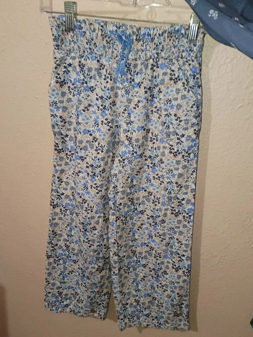 GIRLS SIZE 8 BUNDLE OSHKOSH TOP, SPEECHLESS DRESS, & LINEN PANTS